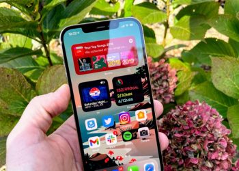 Apple releases the iPhone update that Facebook has been worried about for months