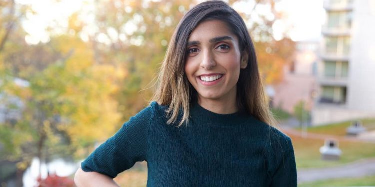 Arfa Rehman headshot