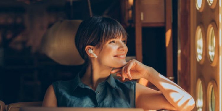 How to Connect AirPods to Chromebook