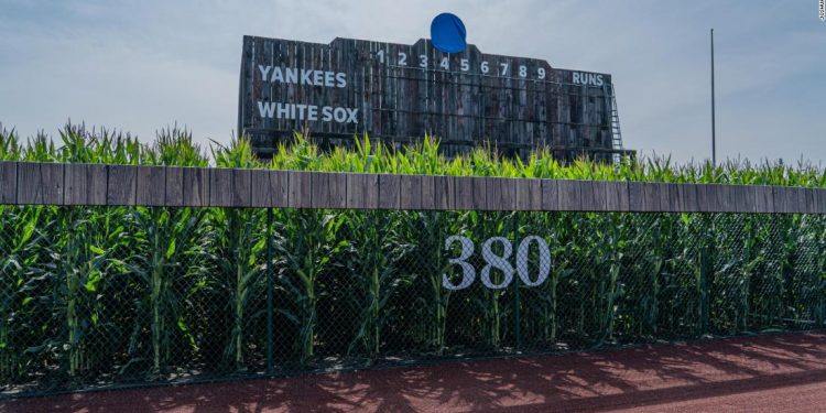 Field of Dreams finally gets its game in Iowa