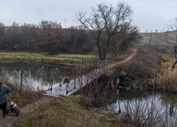 How a Dispute Over Groceries Led to Artillery Strikes in Ukraine