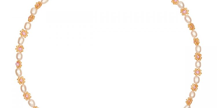 Image may contain: Bracelet, Jewelry, Accessories, and Accessory