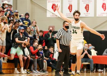 High school basketball: Braden Huff sparkles as Glenbard West knocks off Young