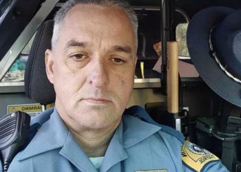 Robert LaMay, Anti-Vax Washington State Trooper Who Railed at Jay Inslee, Dies After COVID Battle
