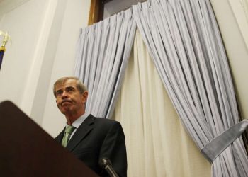 The fight to protect consumers against bad investment advice is advancing, but slowly