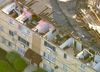 Chicago weather forecast: After supercell thunderstorm prompts tornado warning, damage left behind