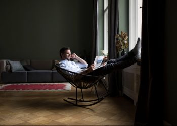 4 Passive Income Investment Strategies That'll Free Your Time and Peace of Mind