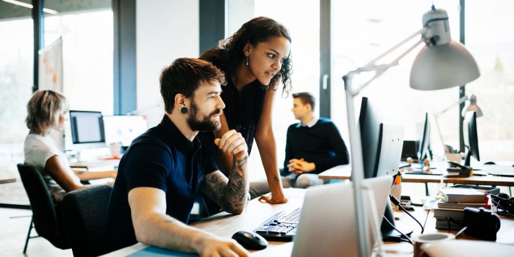 5 Dos and Don'ts of Scaling Your Tech Startup on a Budget