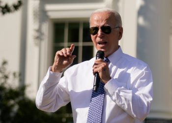 Long COVID baffles docs, Biden's inflation victory lap: 5 Things podcast