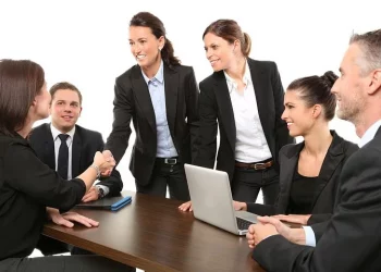 Importance ofgrooming for a successful career