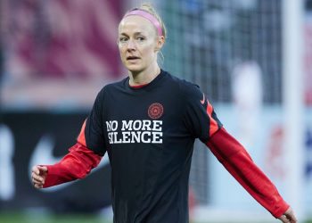 USWNT, Portland Thorns defender Becky Sauerbrunn: Players 'failed' by leadership