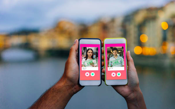 How To Send Pictures on Tinder