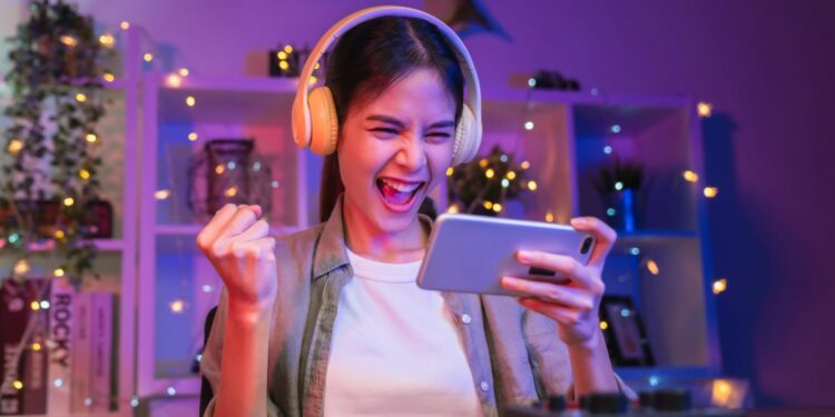 Exploring the Top 15 Games Like Minecraft