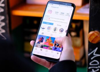 Unlocking the Power of Symbols in Instagram Bio