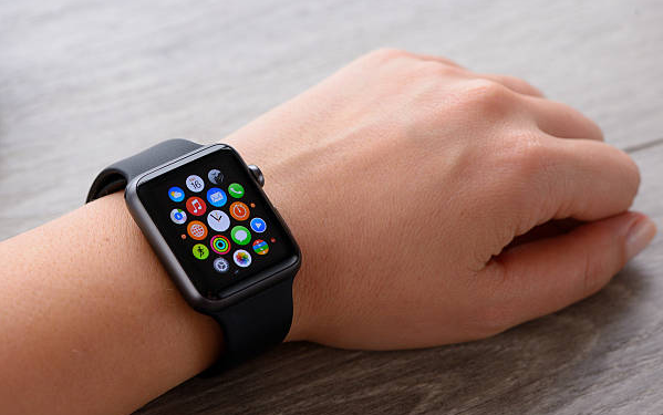 How to Silence Your Apple Watch